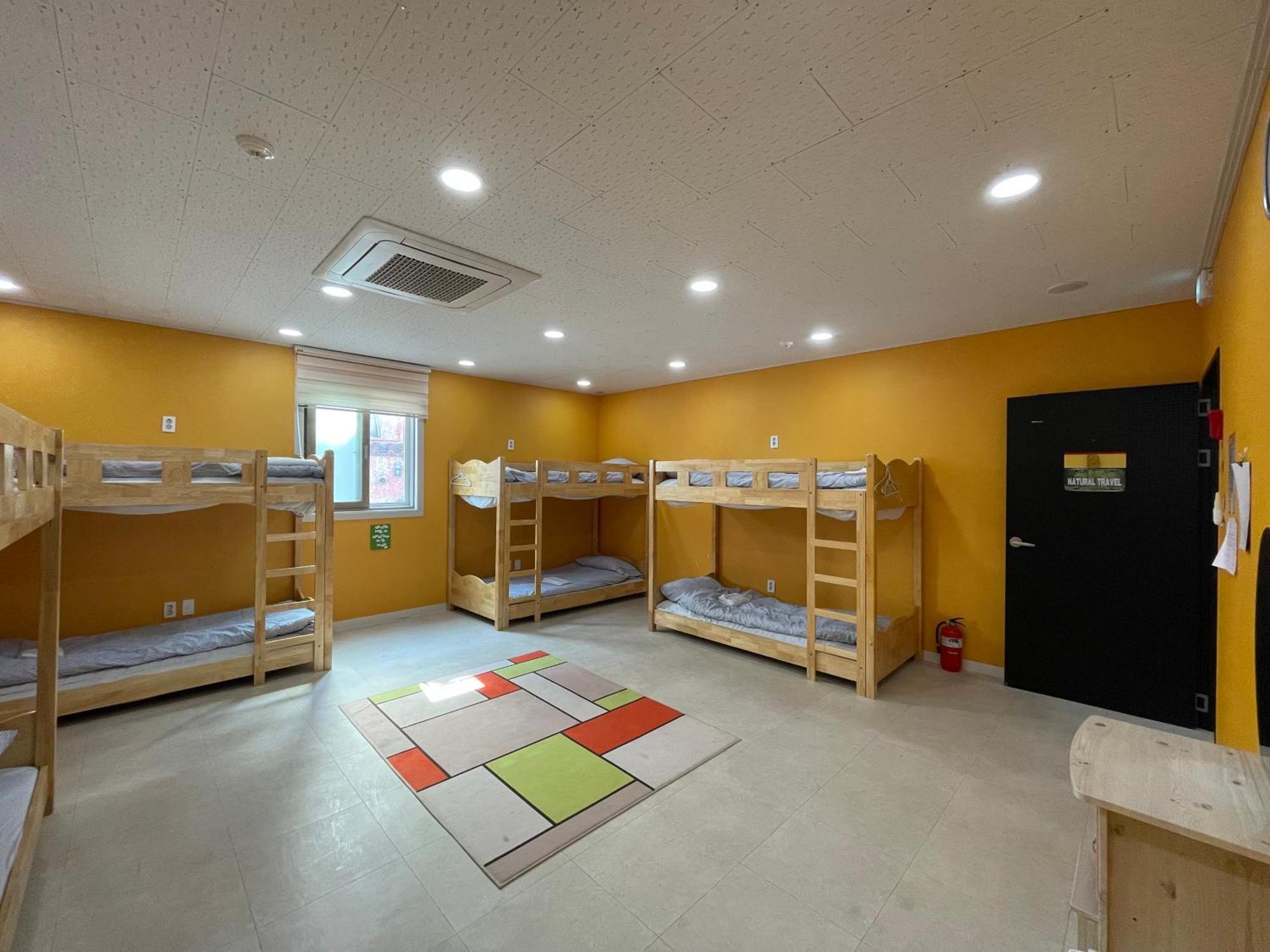 Jeju Airport Hostel Yesjun Eksteriør bilde